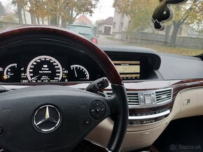 Mercedes S500 V8 BI-TURBO AT/7 AMG 4MATIC 320KW - 14