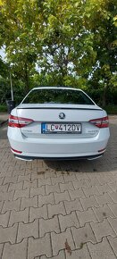 Skoda Superb III Sedan 2,0 TDI 140kw 4x4 DSG max.vybava - 14