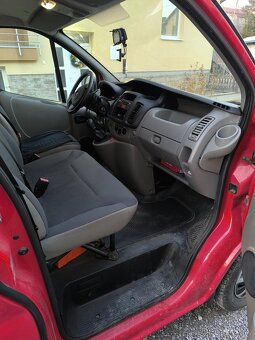 Predám opel vivaro 2.0 TDI     84kw - 14