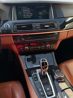 BMW 530d touring 4x4 190kw - 14