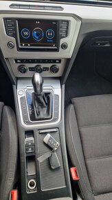 Volkswagen Passat Variant 2.0 TDI BMT Business  DSG - 14