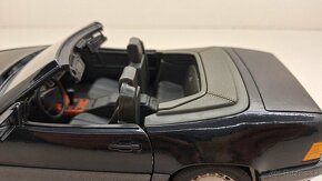 1:18 MERCEDES-BENZ 500SL - 14