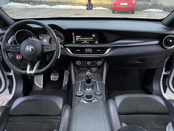 Alfa Romeo Stelvio QV Q4 Quadrifoglio - 14