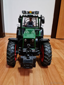 Traktor na dialkové ovládanie Spektrum DX4C+AR400 - 14