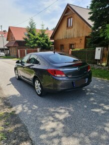 Opel Insignia 2.0 CDTI 118kw RV 2011 4x4 - 14