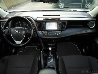 Toyota RAV4 2.5 Hybrid AWD e-four, automat,kamera,navigácia - 14