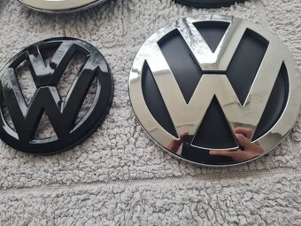 Farebné a chrómové znaky / emblémy / logo na VOLKSWAGEN - 14