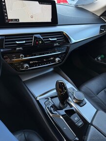 BMW 530d Touring Automat 2018 Koža,Virtual,Headup - 14