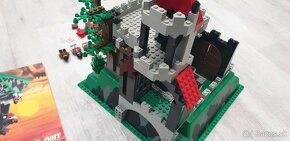 LEGO SYSTEM 6082 Fire Breathing Fortress - 14