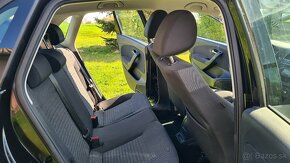 Volkswagen Polo 1.4i Comfortline + zimné - 14