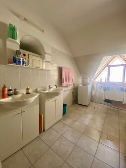 Rodinný dom - Apartmánový dom na predaj, Veľký Meder - 14