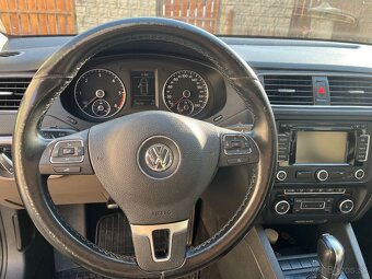 Volkswagen Jetta 1.6 TDI DSG, 2011, 250 247 km - 14