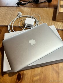 MacBook Air 11 - 14