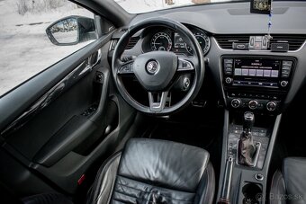 Škoda Octavia Combi 2.0 TDI DPF RS DSG - 14