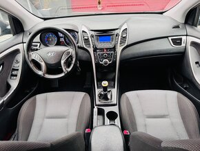 Hyundai i30 1.6Crdi 2013/9 combi - 14