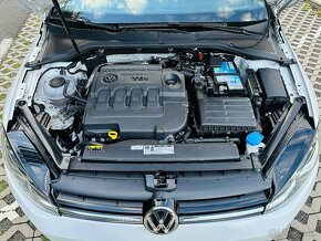 VW Golf 1.6 TDI DSG 2019 - 14