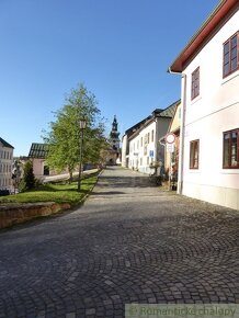 Veľký 5-izbový rodinný dom v centre Banskej Štiavnice - 14