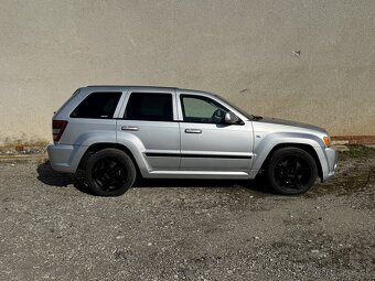 Jeep Grand Cherokee SRT8 6.1 Hemi V8 - 14