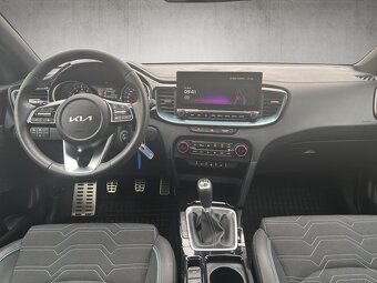 Kia Ceed SW 1,5 T-GDI M6 Sport+Panorama - 14