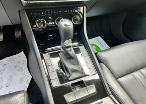 Škoda Superb 2,0TDi pravidelný servis,masáž nafta automat - 14