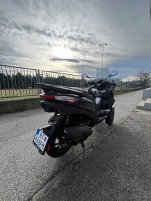 PIAGGIO MP3 530 HPE Exclusive E5 Nero - 14