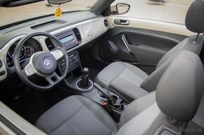 Volkswagen Beetle Cabrio 1.2 TSI 50" The Stylish - 14