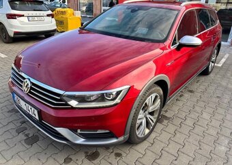 Volkswagen Passat 2.0TDI 176KW,ALLTRACK,4X4,LED nafta - 14