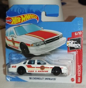 Hot wheels - 14