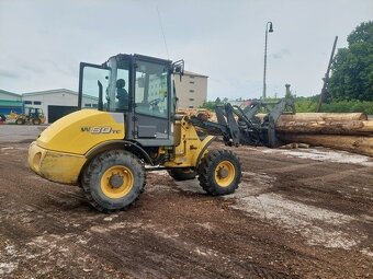 Čelný nakladač New Holland - 14