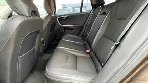 Volvo V60 Cross Country D4 4x4,  REZERVOVANE - 14