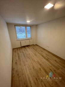 SPEKTRUM REALITY- Na PREDAJ 3 -izbový byt, 70 m2, Handlová,  - 14