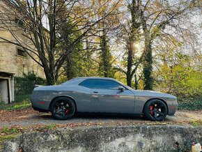 Dodge Challenger Hellcat Hemi SRT 717hp - 14