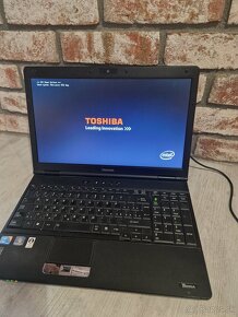 TOSHIBA Tecra A11, i3, 15.6", 4 GB RAM, 240 GB SSD, Win 10 - 14