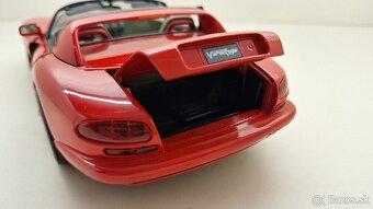 1:18 DODGE VIPER RT/10 - 14