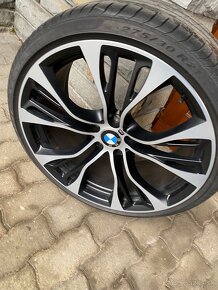 Originál BMW STYLE 599 + pneumatiky PIRELLI P ZERO E - 14