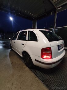 Škoda Fabia Combi 1.4 MPI 50kw - 14