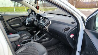 Hyundai ix35 2.0 CRDi 4x4 Kupene na Slovensku - 14