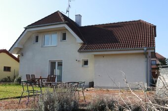 Krásny priestranný 4-izb. RD, pozemok 600m2, TR.TURNÁ - 14