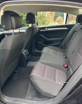 Volkswagen Passat 1.6 TDI 88kW Comfortline - 14