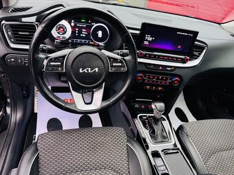 Kia Ceed Full vybava automat 2022 - 14