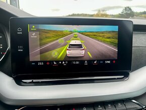 Škoda OCTAVIA IV 2.0 TDi MATRIX VIRTUAL NAVI SENZORY TAŽNÉ - 14