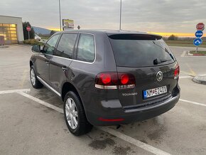 Predám Volkswagen Touareg 2.5 . - 14