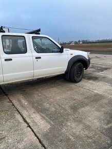 Nissan Navara d22 2,5 98kw - 14