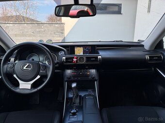 Lexus Is300h biela perlet - 14