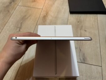 Apple iPad 9 generacia - 14