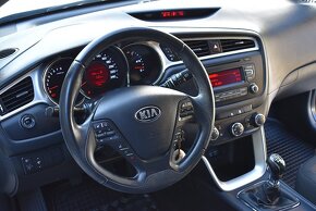 Kia Ceed 1,6 benzin 2015 - 99kw 6 rychlostná len 49 tisic km - 14