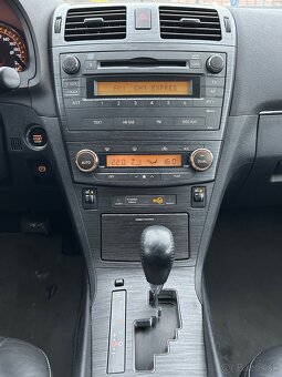 Toyota Avensis 2.2 diesel, Automat. - 14