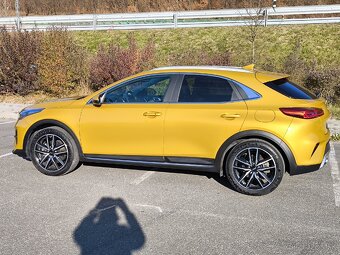 KIA XCEED 1.5 T-GDI GOLD+ - 14