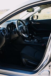 Mazda 3 Skyactiv 2.2D - 14