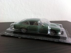 Autíčka modely Aston Martin, Maserati, Tatra 1:43. - 14